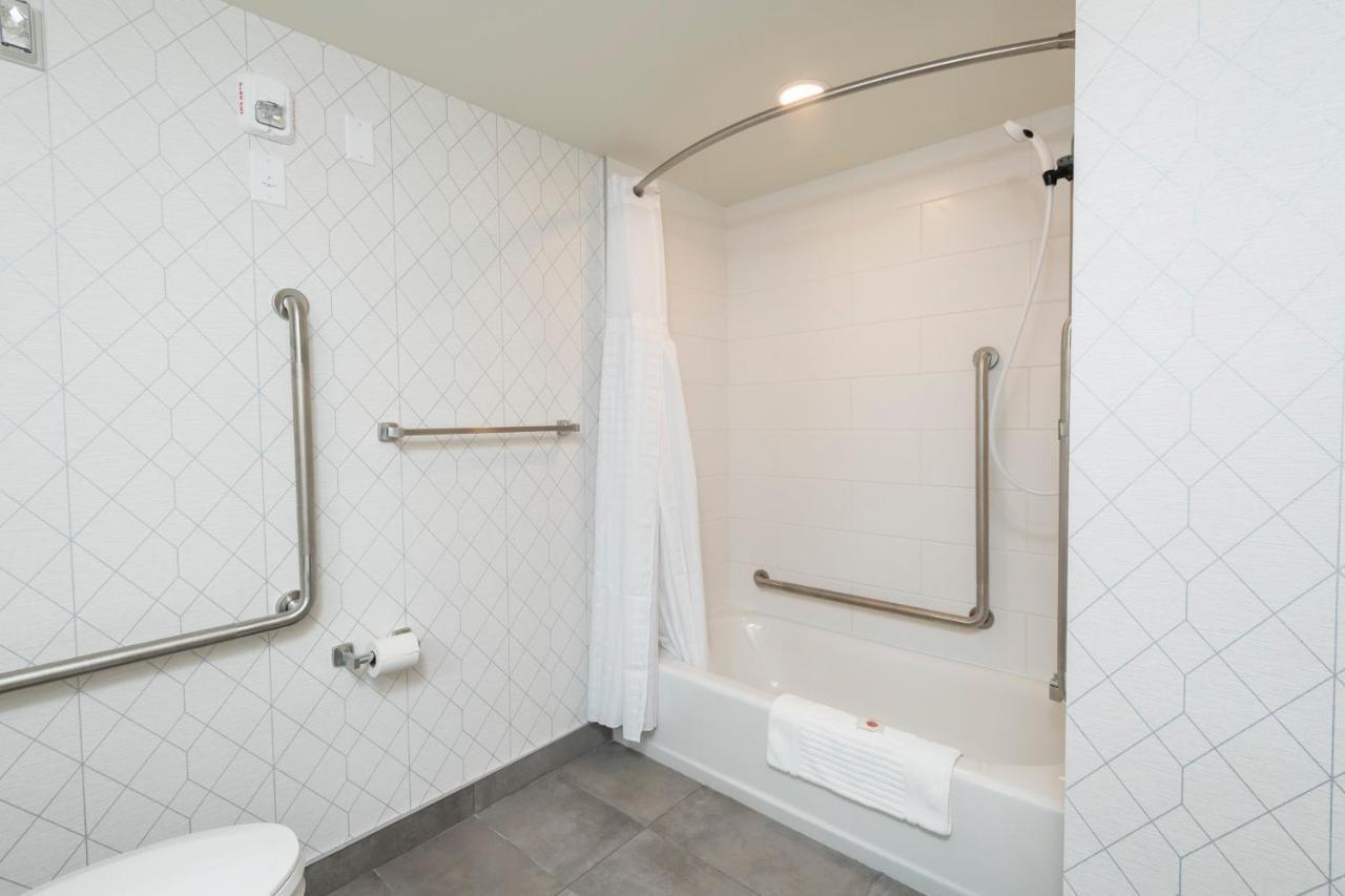 Comfort Inn & Suites Carleton Place Luaran gambar