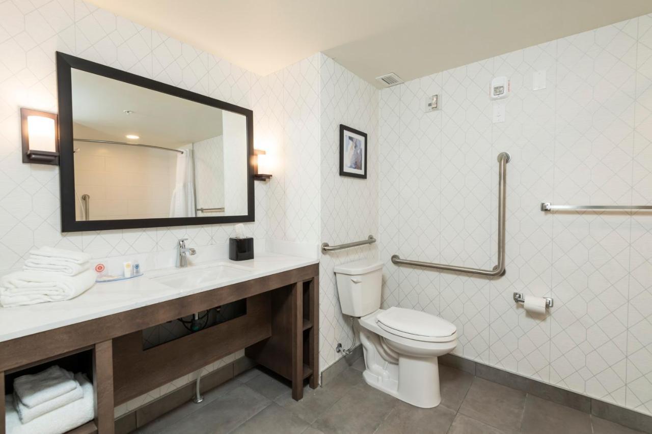 Comfort Inn & Suites Carleton Place Luaran gambar