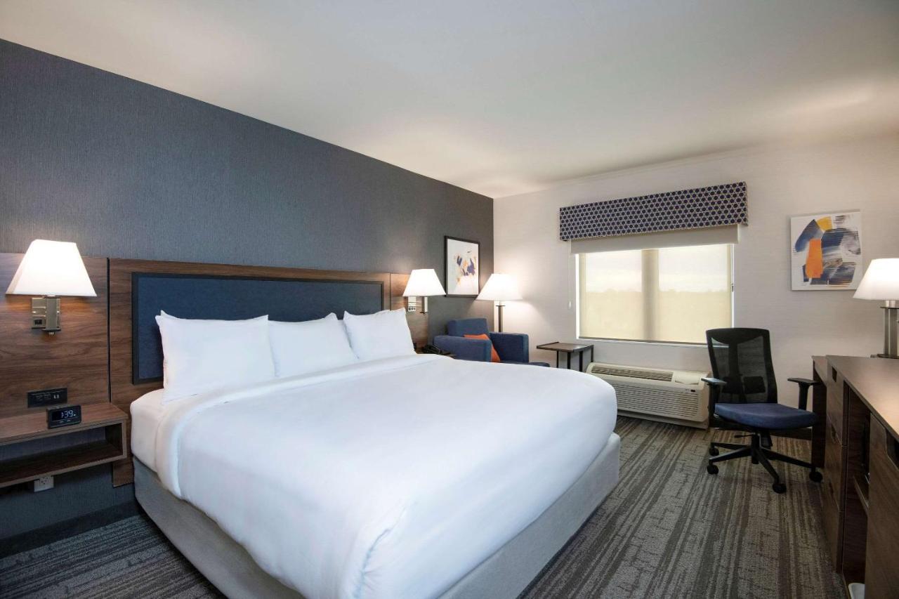 Comfort Inn & Suites Carleton Place Luaran gambar