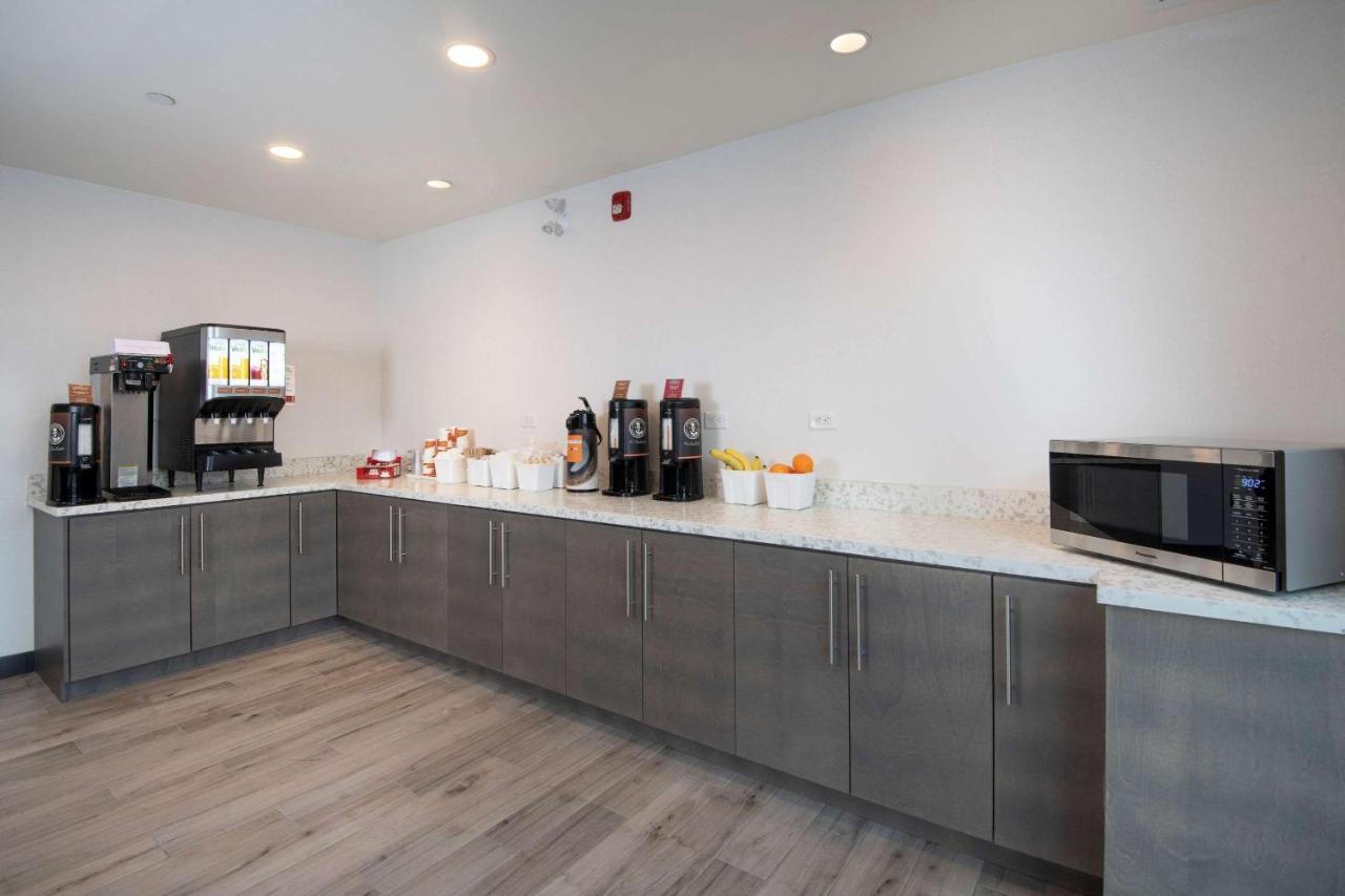 Comfort Inn & Suites Carleton Place Luaran gambar