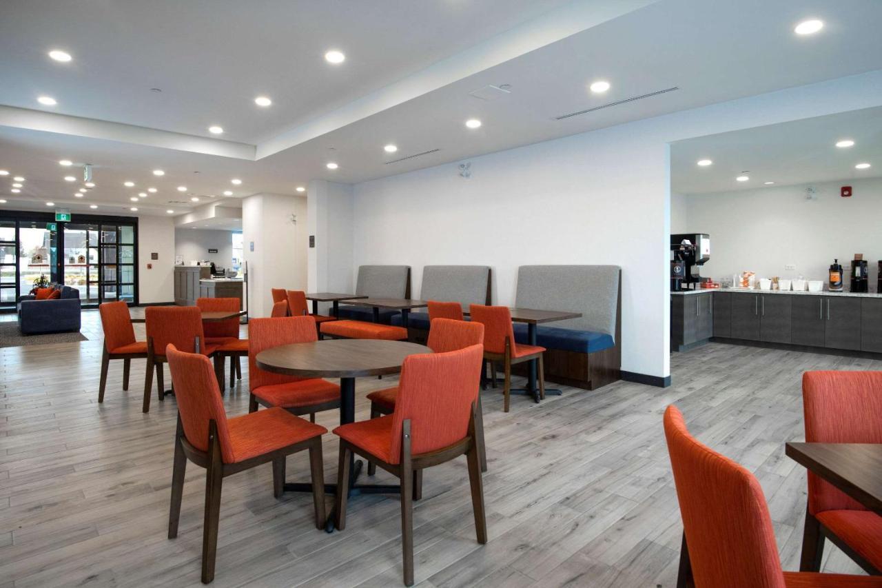 Comfort Inn & Suites Carleton Place Luaran gambar