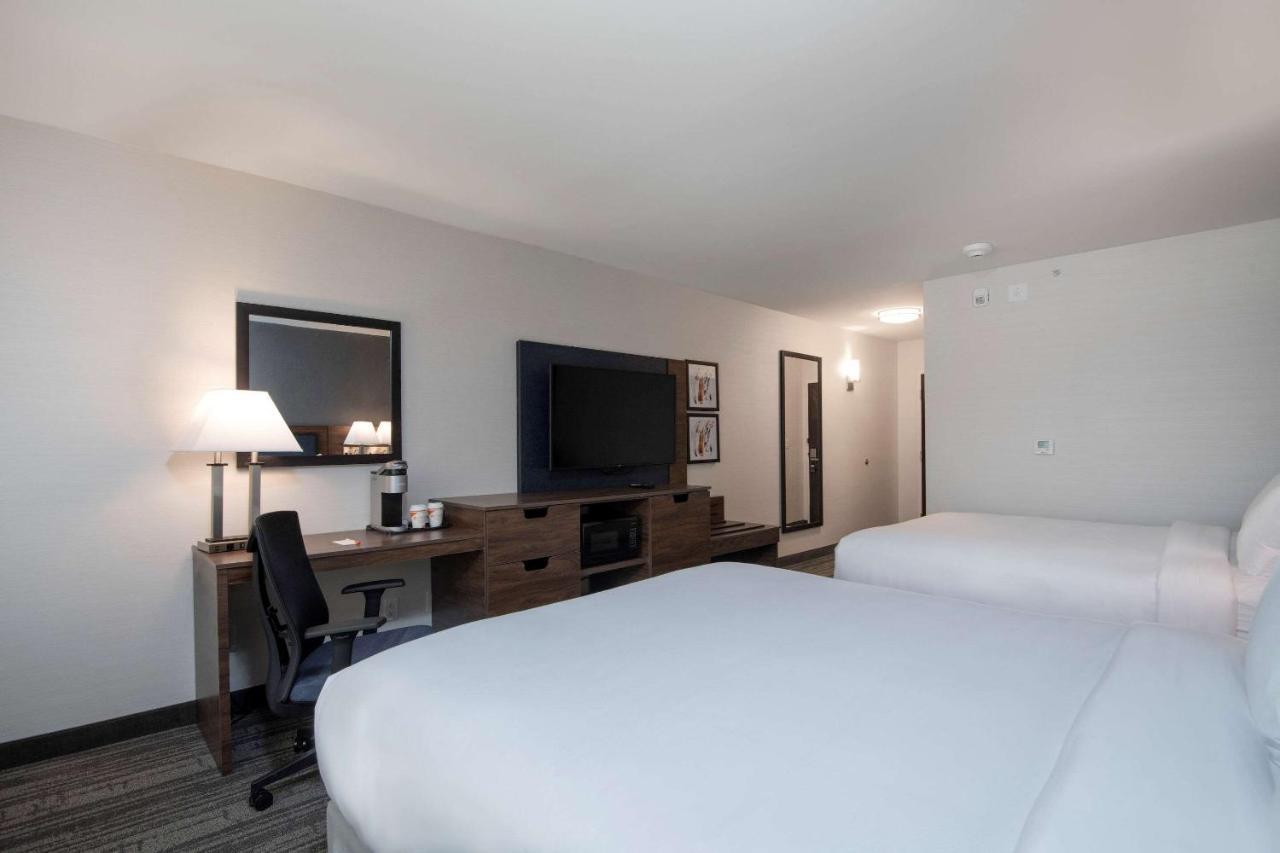 Comfort Inn & Suites Carleton Place Luaran gambar